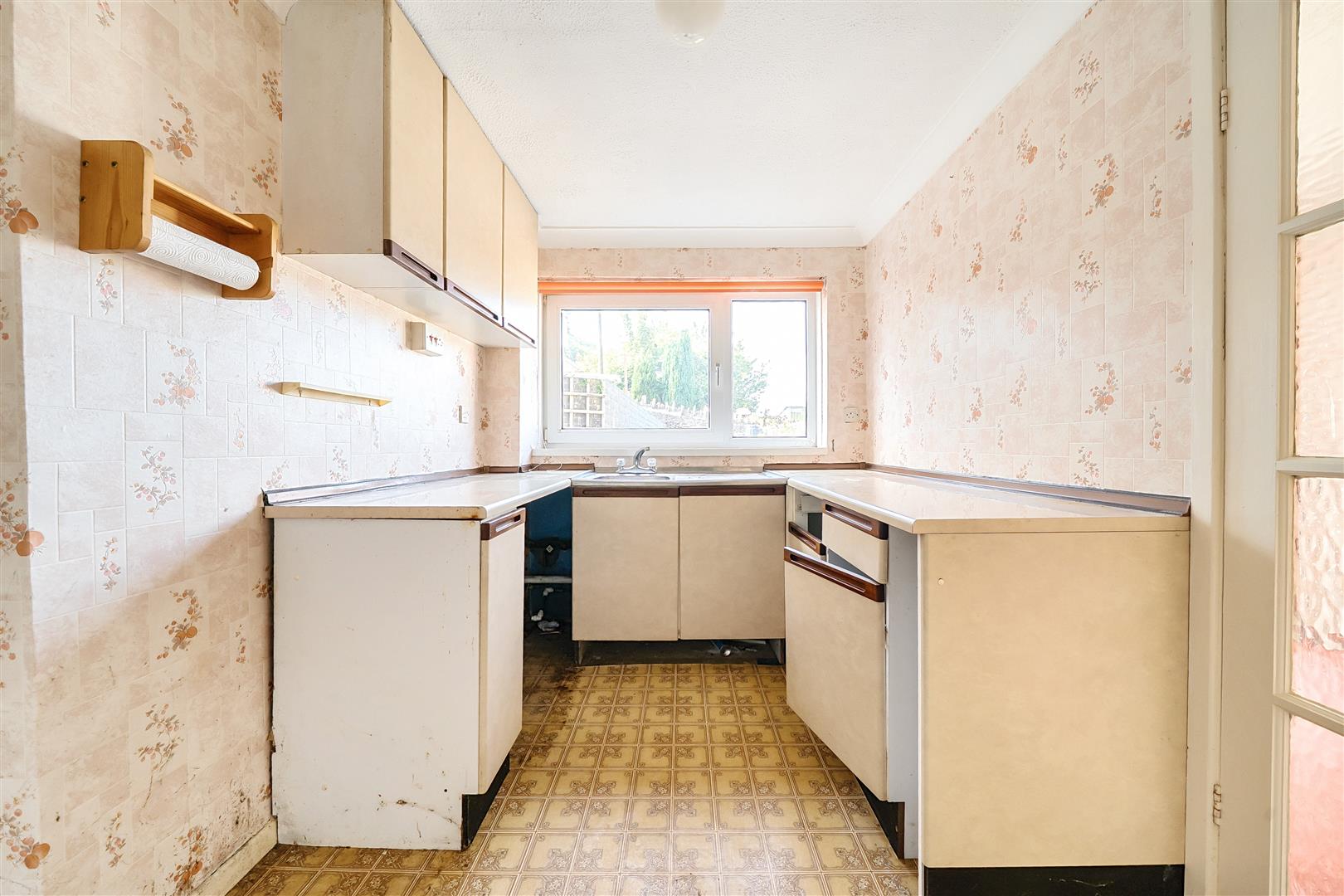 Bryn Morgrug, Pontardawe, Swansea, SA8 3DG